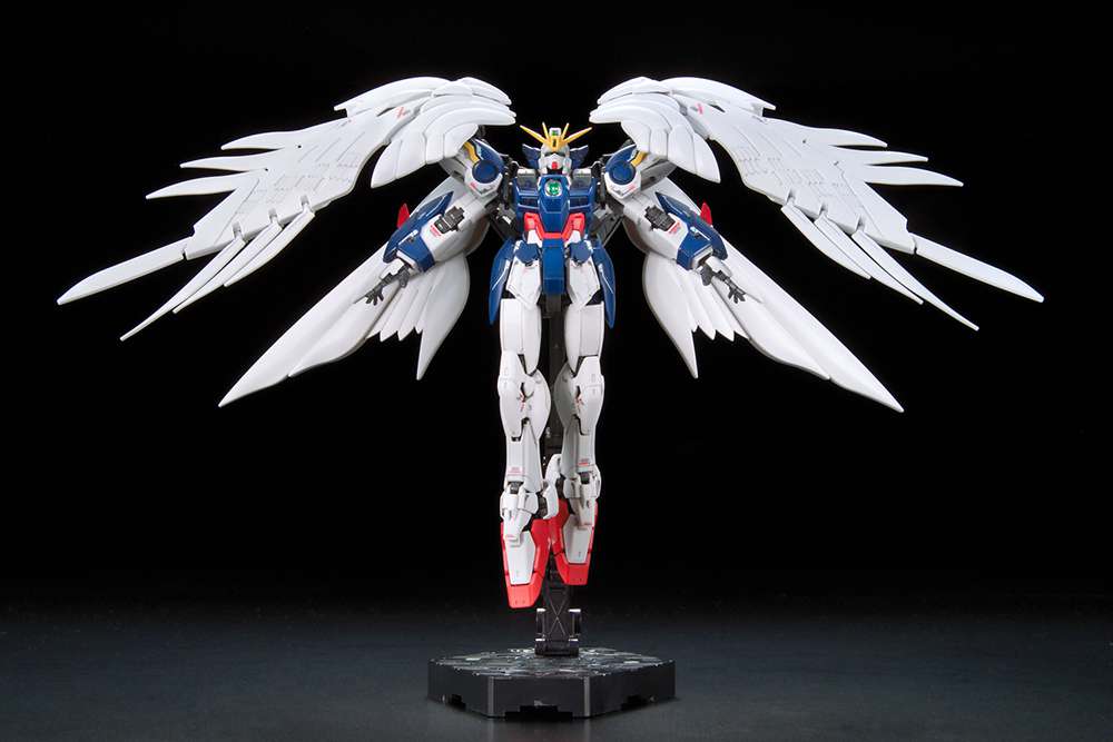 RG 1/144 No.017 XXXG-00W0 Wing Gundam Zero EW