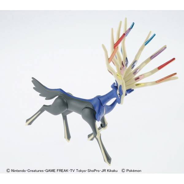 Pokemon Plamo 33: Xerneas (Plastic Model Kit)