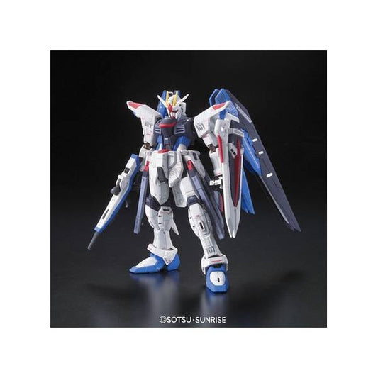 RG 1/144 Gundam SD: ZGMF-X10A Freedom Gundam (Plastic Model)