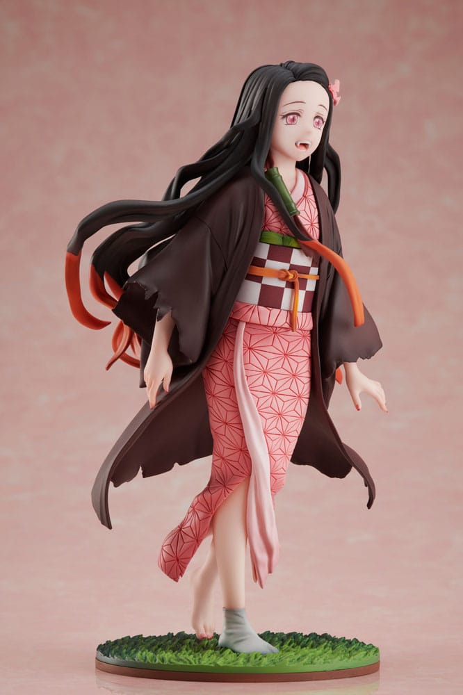 (Aniplex) Demon Slayer Kimetsu no Yaiba Statue 1/8 Nezuko Kamado 20 cm