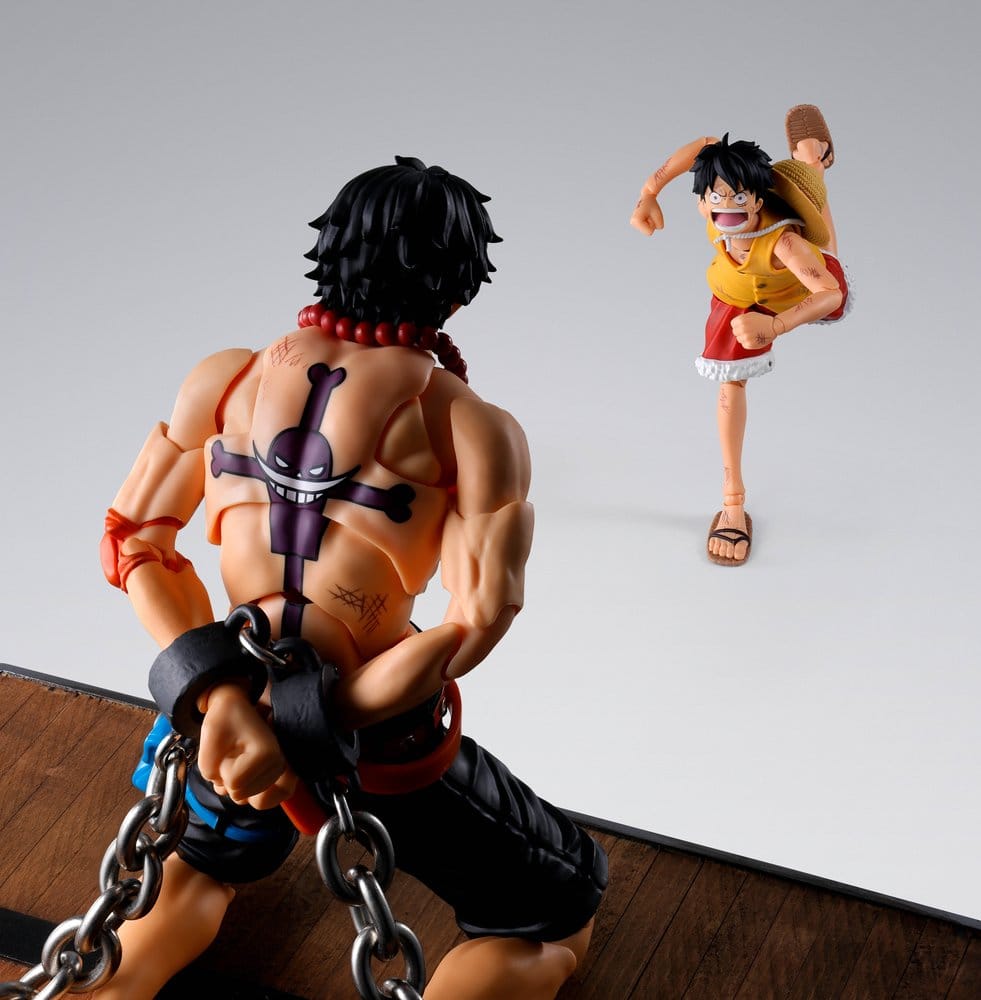 (Early Bird Pre-order) One Piece S.H. Figuarts Action Figure Portgas D. Ace -Marineford