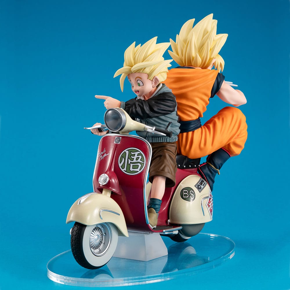 Dragon Ball Z Desktop Real McCoy EX Super Saiyan Goku and Super Saiyan Gohan on Motorbike