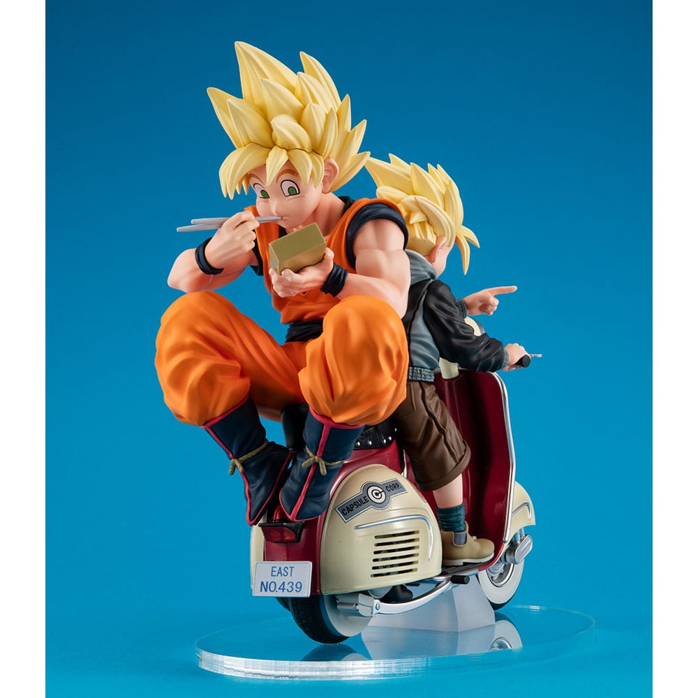 Dragon Ball Z Desktop Real McCoy EX Super Saiyan Goku and Super Saiyan Gohan on Motorbike